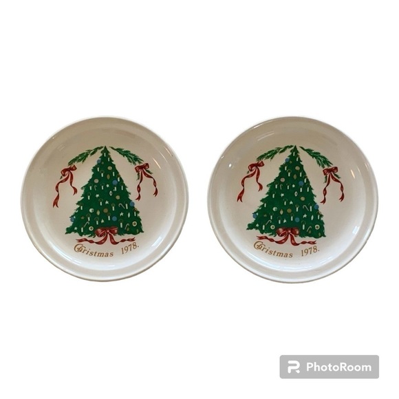 Other - 🎄Vintage Lillian Vernon 7" Christmas Plates 🍪